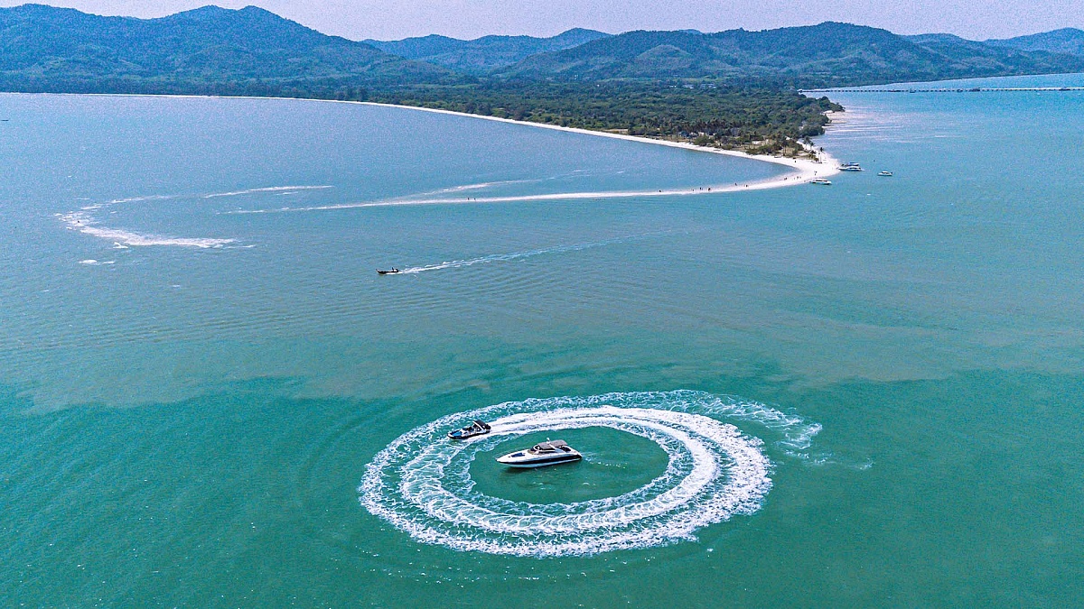Аренда RIB Zodiac Junior на Пхукете